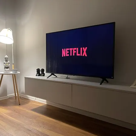 Daire New Bazaar, Grand