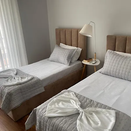 New Bazaar, Grand Apartament Tirana