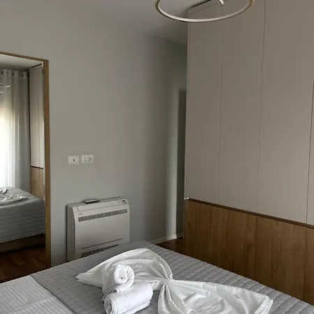 New Bazaar, Grand Apartament Tirana