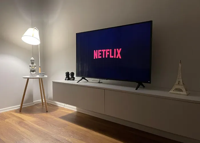 アパート New Bazaar, Grand