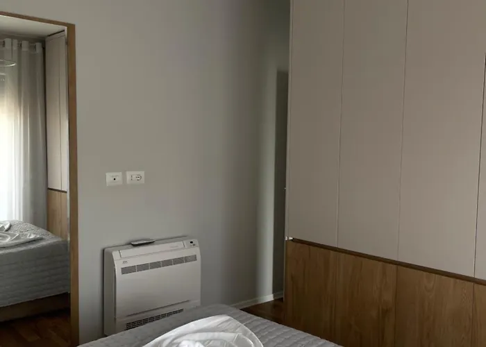 New Bazaar, Grand Apartman Tirana